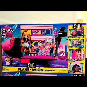 LOL OMG REMIX AIRPLANE COMES WITH 50 SURPRISES